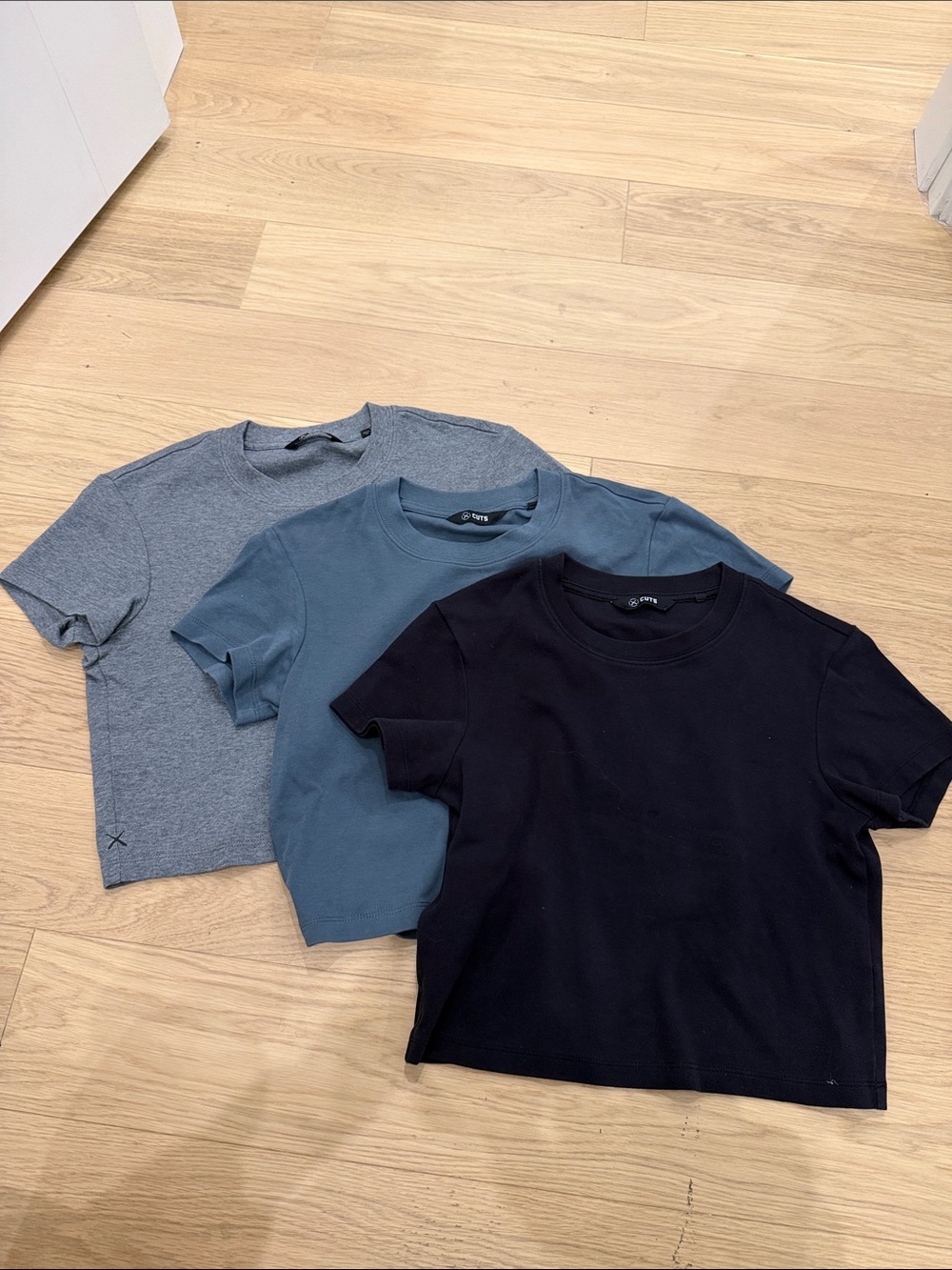 Cuts Clothing Women's Short-Sleeve Crewneck Tees - Black, Teal, Heather Gray